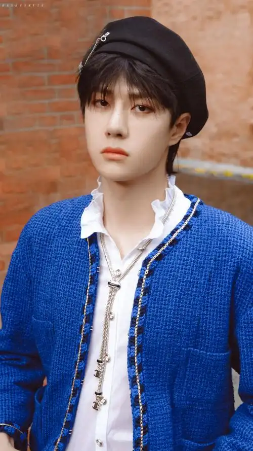 王一博微博之夜##王一博王子变霸总##王一博邂逅复古大片