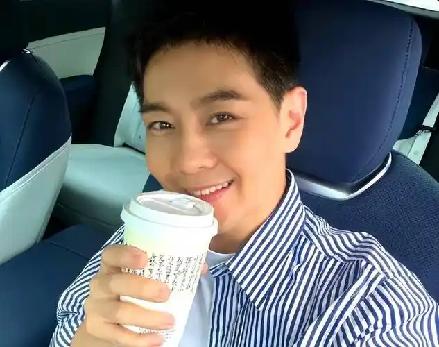 49岁林志颖近照判若两人!