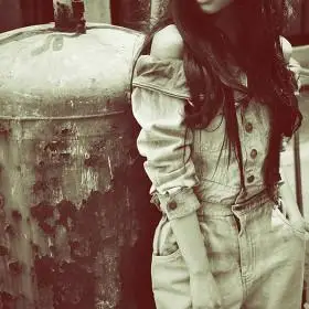 情绪   沧桑的眼神