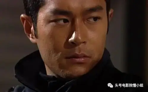 人晒黑5千万游艇也喷成全黑古天乐为何如此偏爱黑色