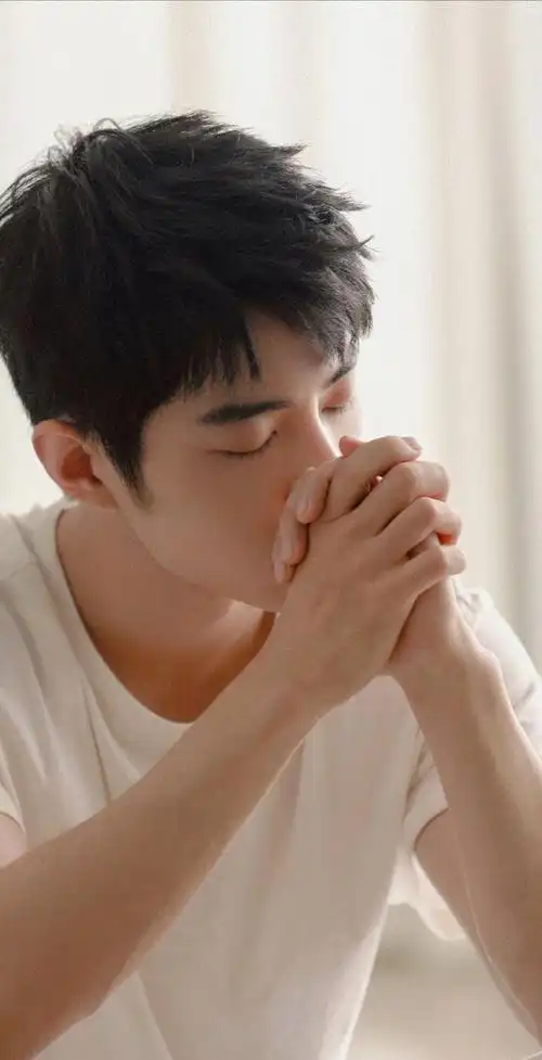 恭喜!肖战获马来西亚wetv最佳男主,顾魏的温柔之风吹往海外!