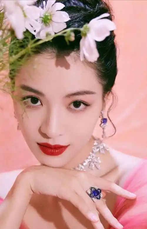 原创女身男相只服她们有人中性帅气雌雄莫辩有人就是男的吧