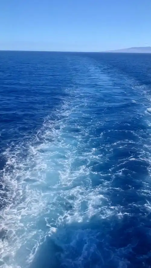 没见过夏威夷的蓝海我不敢说自己见过浩瀚无垠的大海!