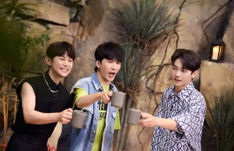 《密逃6》强势来袭,3人回归魏大勋加盟,杨幂黄明昊退出原因一样