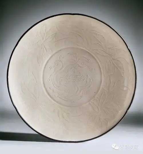 台北故宫藏宋定窑瓷器