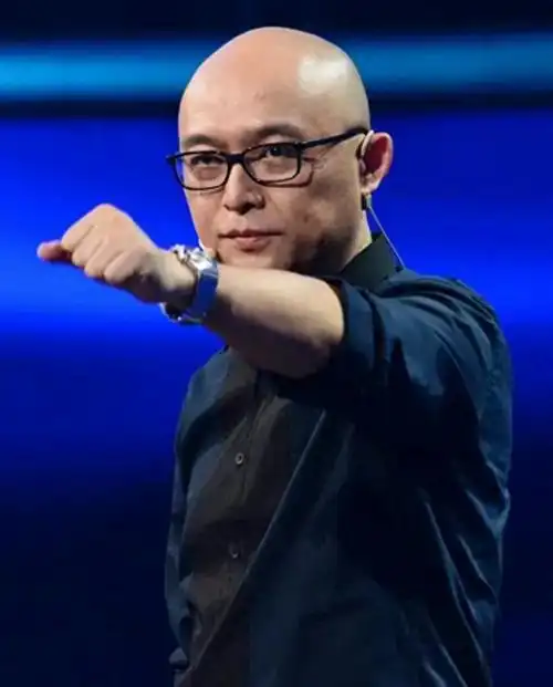 孟非个人资料:因主持《非诚勿扰》爆火,曾当过搬运工,保安,娶平凡妻子