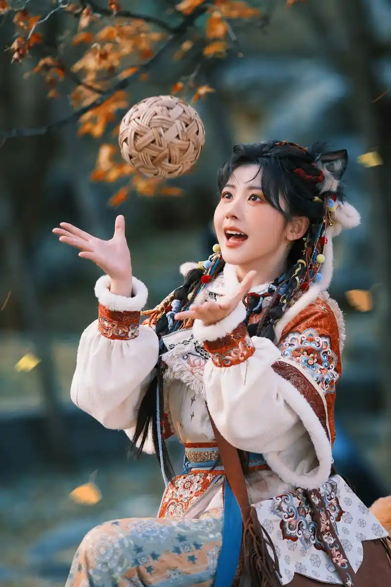 赖美云古风写真:奶里奶气的小狼仔 #赖美云