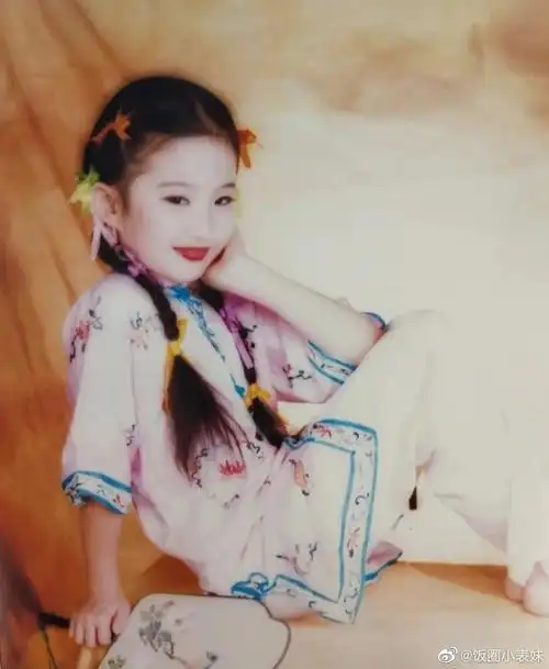 刘亦菲就是从小美到大啊 ,小时候就好有这种优雅的感觉|刘亦菲|童年