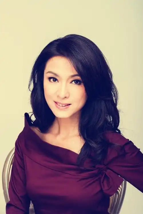 老公意外去世的6位女明星第三位抱着骨灰睡觉