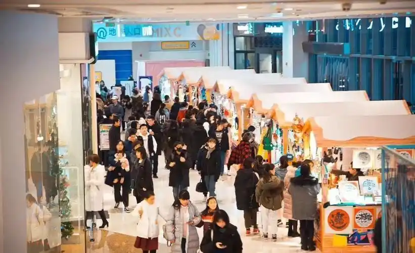 百花齐放全国25家商场新春美陈活动大集锦