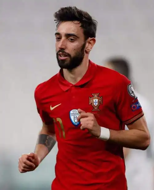 布鲁诺-费尔南德斯是葡萄牙新"黄金一代"的领军人物,94年出生的b费