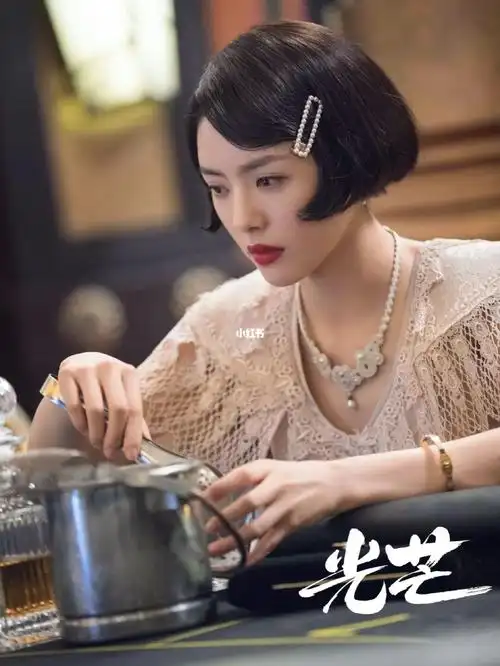 蔡文静短发更加好看