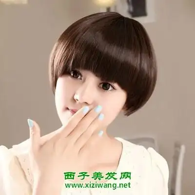最流行好看的女生齐刘海短发_短发发型_西子美发网