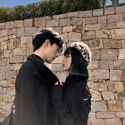 2019微信情侣头像一对霸气甜蜜 管我怎么活又不跟你过