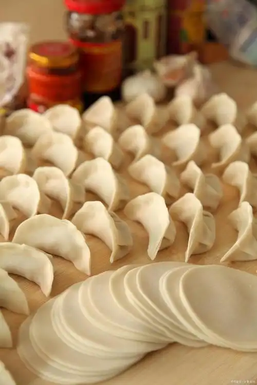 三鲜饺子,这样调馅鲜美又多汁,全家人都爱吃