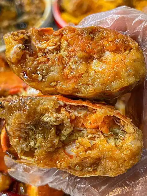 青岛美食探店:直击味蕾的盛宴,这家海鲜小店让人欲罢不能!