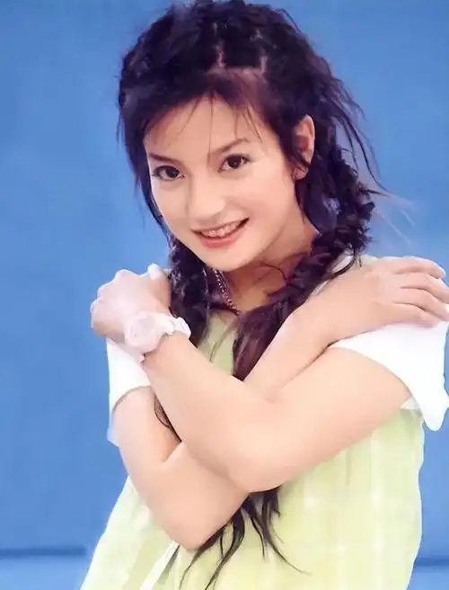 野心炸裂的赵薇,罪名竟远不止亲日辱华,如今下场令人大快人心