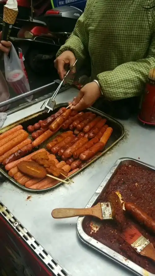 这是谁童年的回忆,街边烤肠