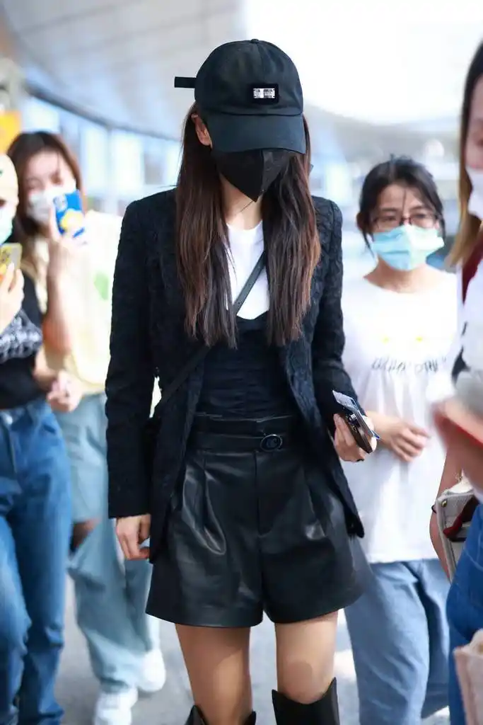 angelababy杨颖,想必小伙伴们都是很熟悉了吧,美丽的外表甜甜的笑容