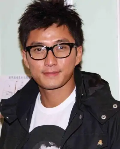 遭富家女狠甩落魄寄居亲戚家(3)_港台星闻_明星-超级明星