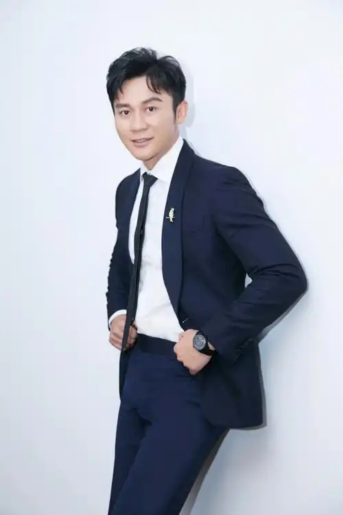 范冰冰李晨分手半年有余两人却一直坚持公益事业