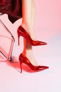 木兰芳 真皮/路/铂/廷kate100 春季女鞋尖头高跟鞋单鞋婚鞋红底鞋