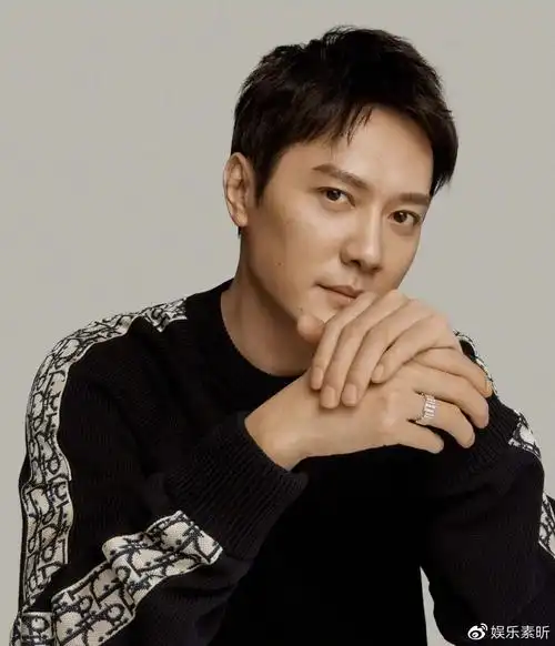 冯绍峰准备二婚了?易烊千玺粉丝大面积脱粉?周也靠傻白甜转型?