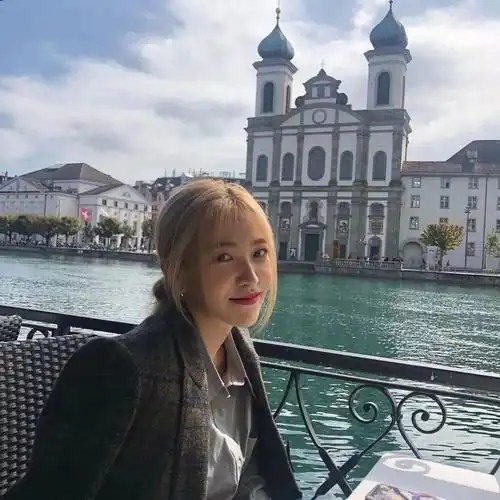 红毛05头像金艺琳