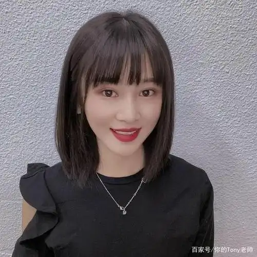 这款齐肩发型太好看了,夏天时尚又凉快