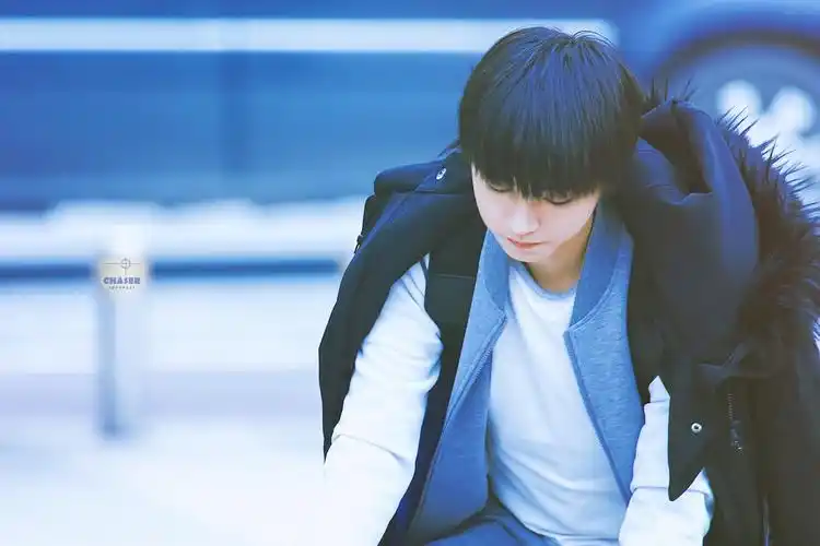 王俊凯# 161130《我们的少年时代》拍摄 高… - 堆糖,美图壁纸腥い