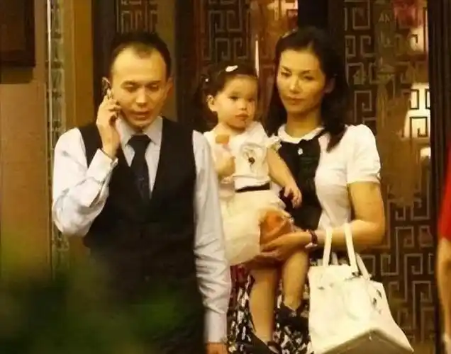 这一次替夫还债的模范妻子刘涛人设彻底崩塌