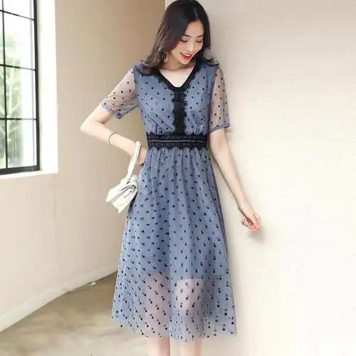 积分沫晗依美夏季新品透明薄纱v领蕾丝女士连衣裙