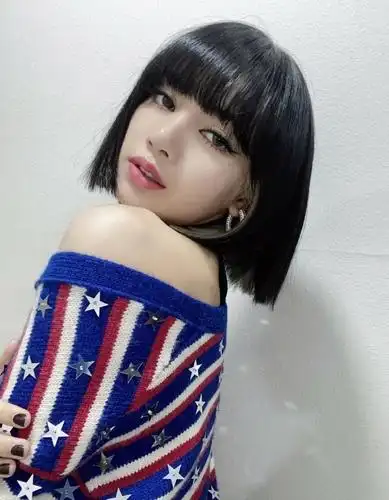 lisa白雪公主同款短发简直美爆了