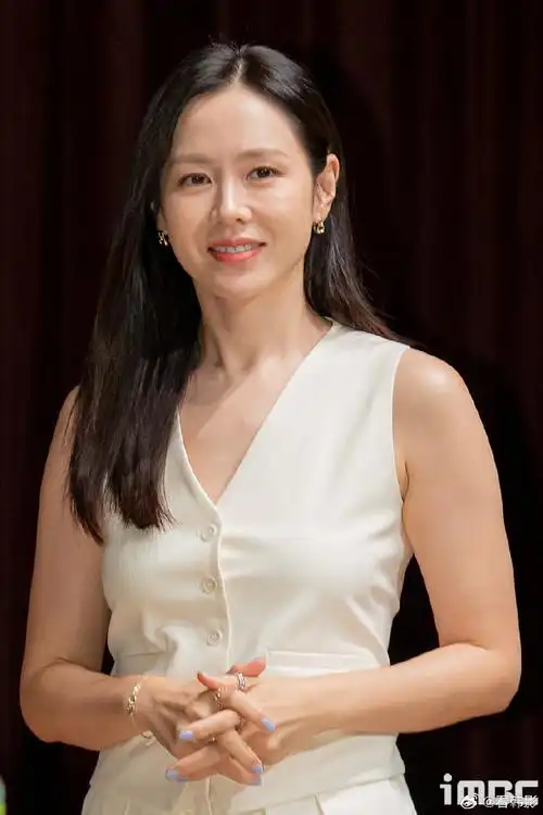 孙艺珍最新生图