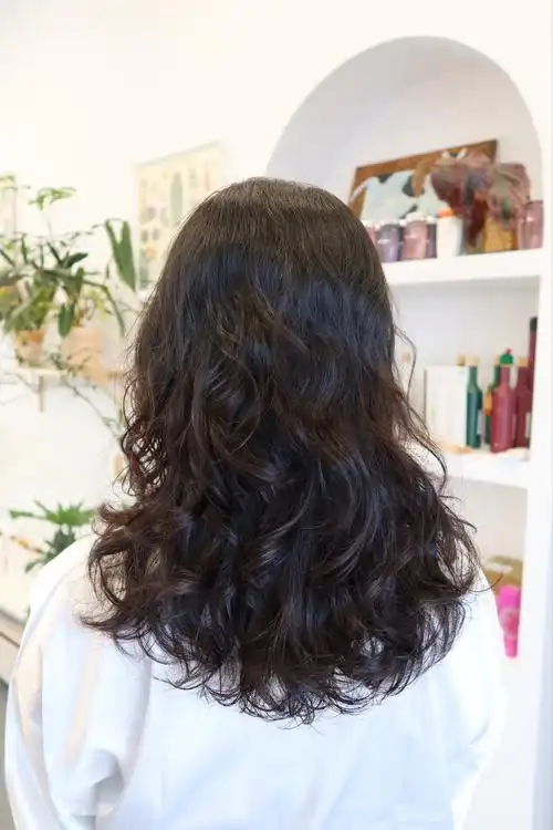 中长发发量暴增的烫发