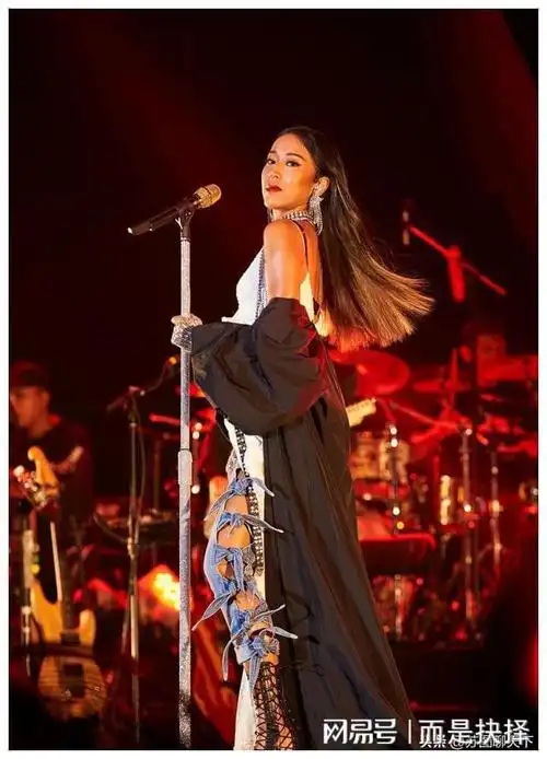 刘石坚:我这一生后悔的决定,就是把吉克隽逸给捧出名