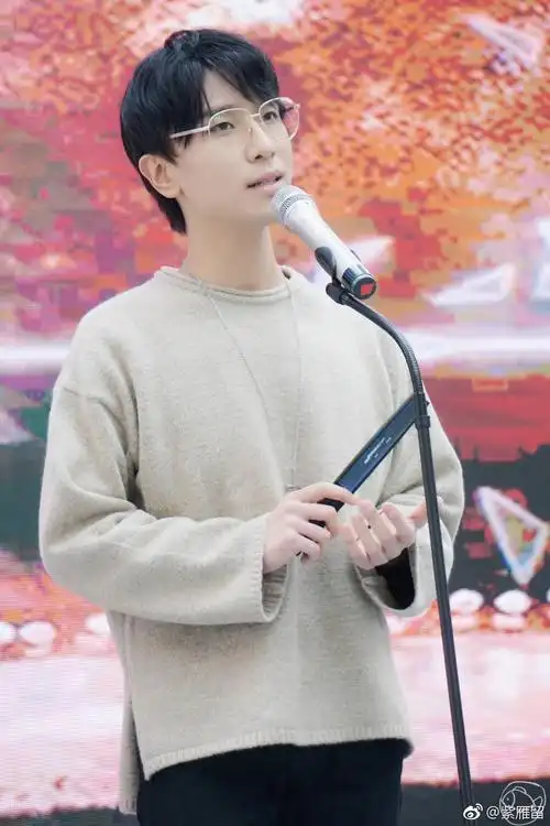 景向谁依爱上如此完美的你