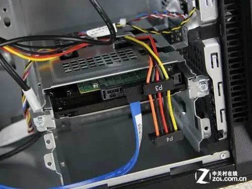 台式电脑拆硬盘图解 400x300   27kb   jpeg