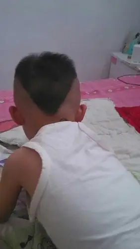 【宝宝发型秀】 夏天到了,你家宝宝的发型够凉爽吗?