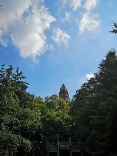 远眺虎丘风景