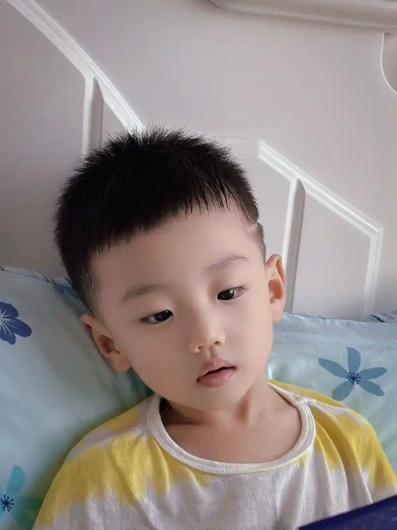 帅气 骗你生儿子 男童发型 寸头 今日发