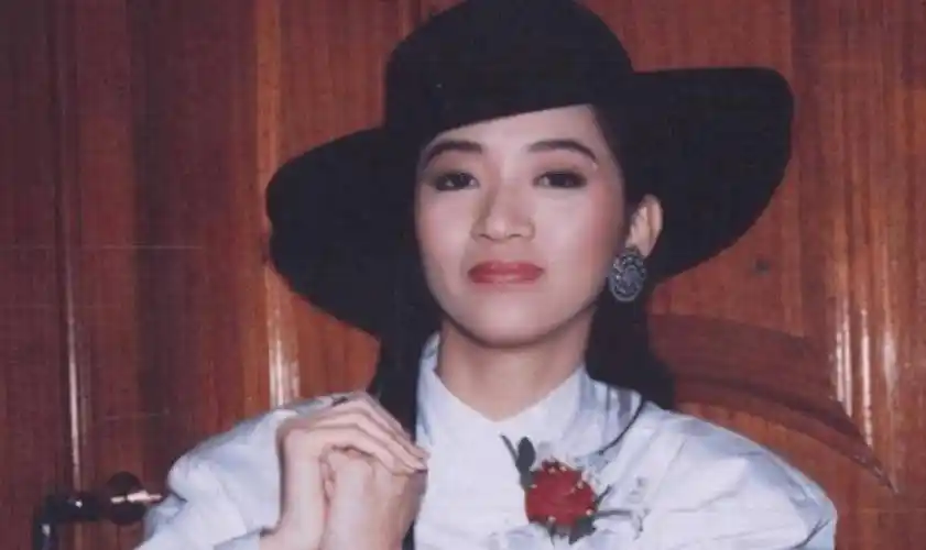 曾志伟说她花心,赵文卓也从她身边逃走,但刘德华说:她从不负人_梅艳芳