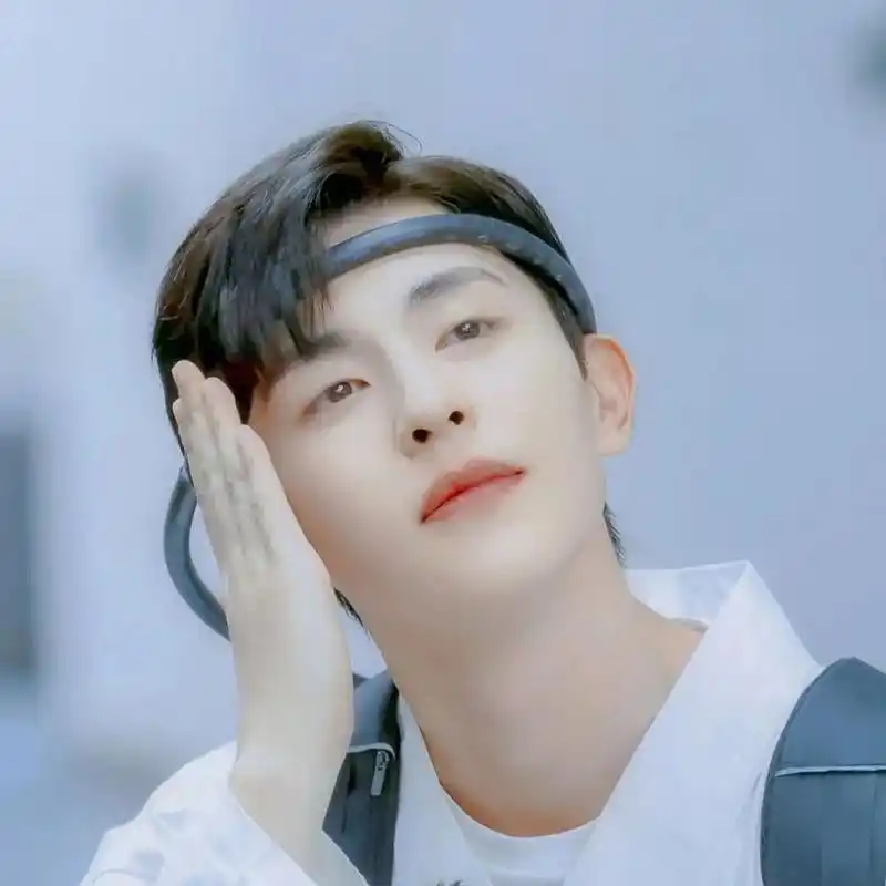 邓伦头像合集05 每一张大头照都可以当头像 太帅了98