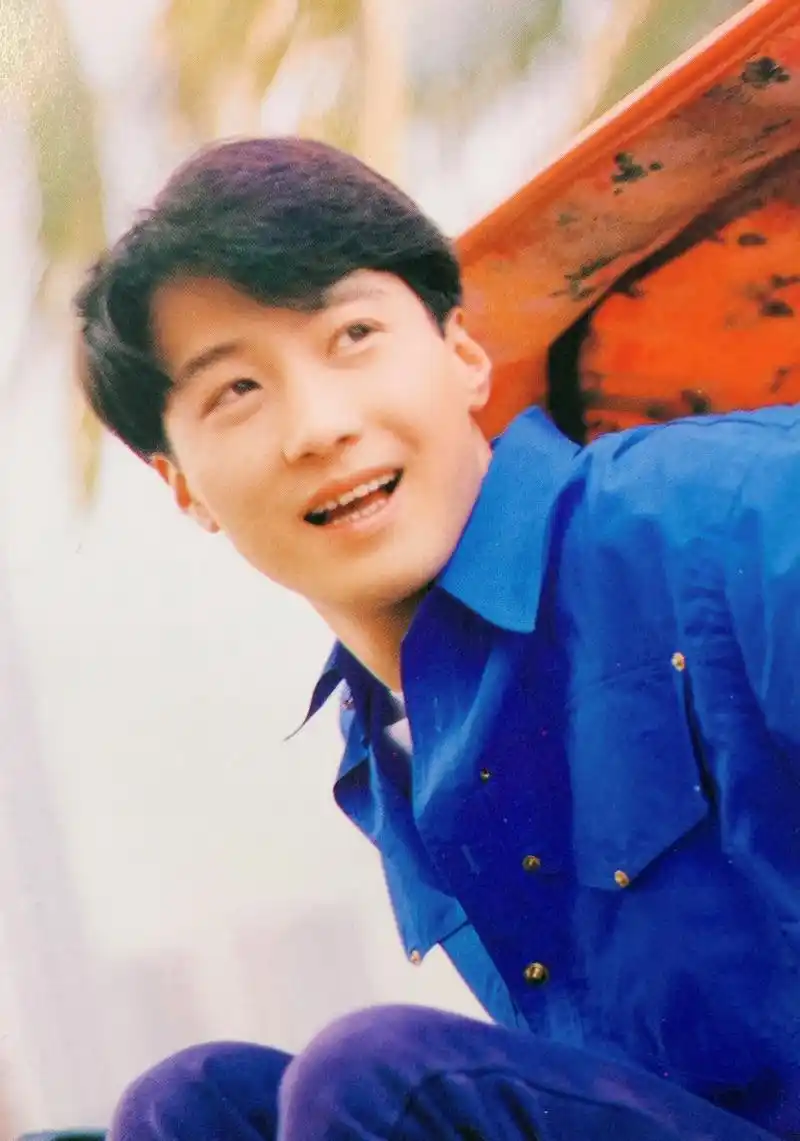 无医美!黎明不止纯天然脸吸引万千年轻粉丝,人格魅力也超足!