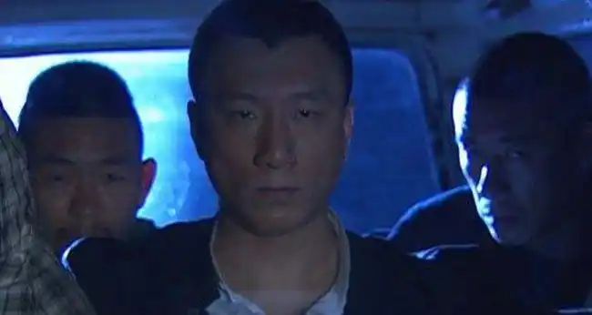 他是《征服》中刘华强的原型,曾在石家庄名震一时,无人敢招惹他