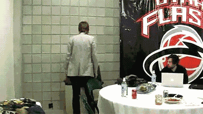 不要和垃圾桶过不去!_石更