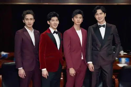 主题:这四位男艺人肩并肩站一起的合照,兔子们来排个序呗 [85]收藏该