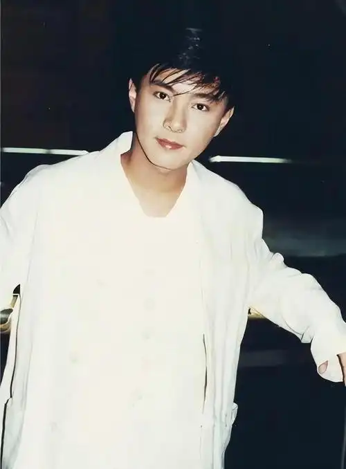 你不知道的明星冷知识(张卫健)