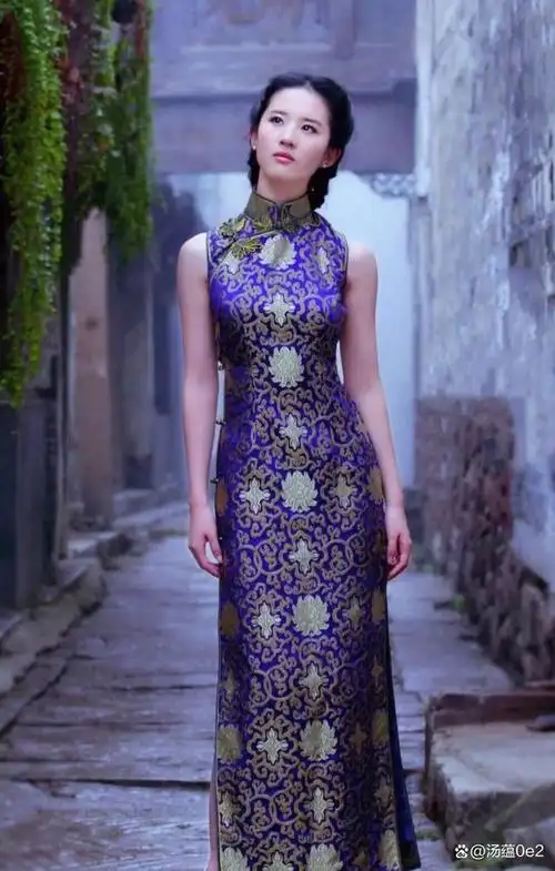 八位旗袍佳人,曲线优美,美丽惊艳