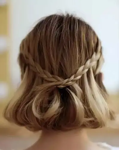 化妆技巧 短发新娘也可以玩盘发!